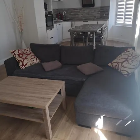 Le Doux D Enzo Avec Soins Bien-etre Espace Detente Daire